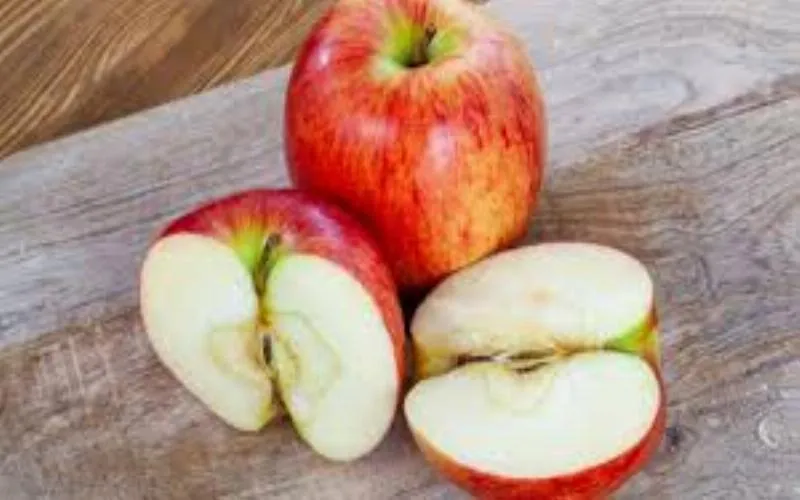 Manzana valeriana roja