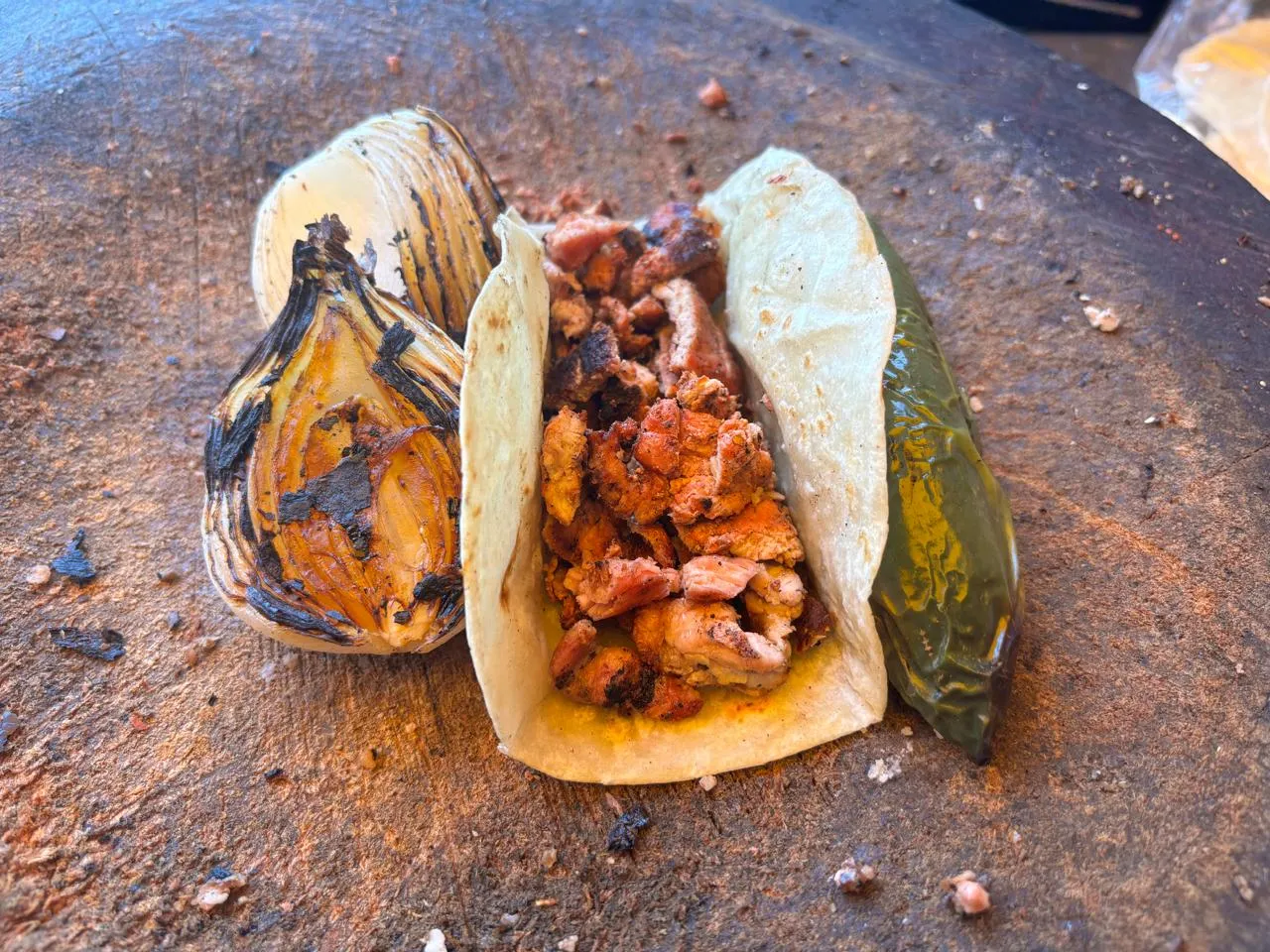 Taco de cerdo adobado 