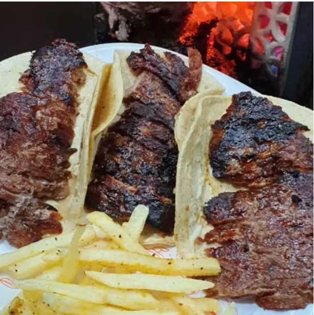 Taco de Sirloin con Tortilla de Harina