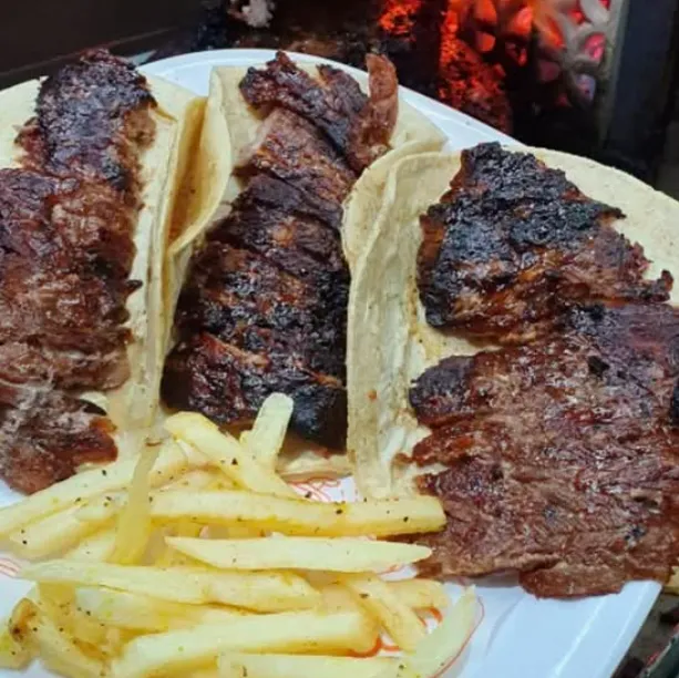 Taco de Sirloin en Tortilla de Maíz