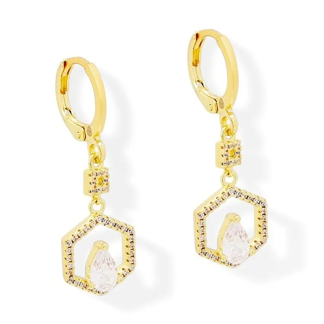 Aretes Cortos Hexa Zirconia Oro Laminado