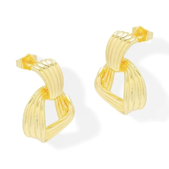 Aretes Cortos Velo Oro Laminado